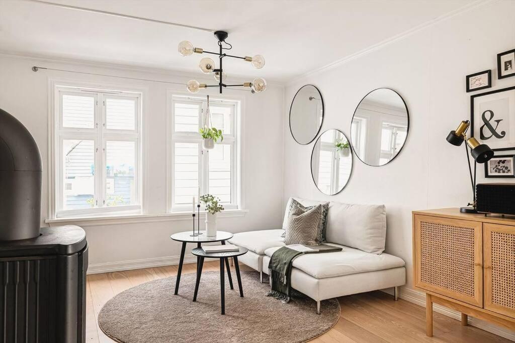 Beautiful Bergen House From 1790 Apartment Екстериор снимка