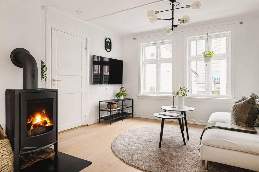 Beautiful Bergen House From 1790 Apartment Екстериор снимка